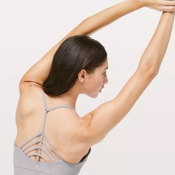 NEW Lululemon Get Strappy Bra Chrome - Picture 5 of 9